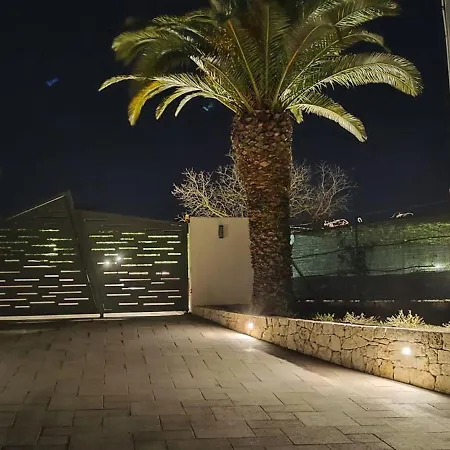 Giallo Ficodindia Bed & Breakfast